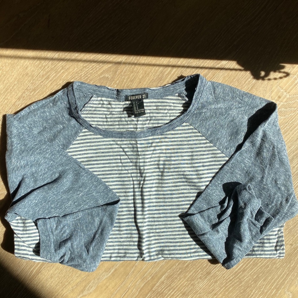 Forever 21 long sleeve tee